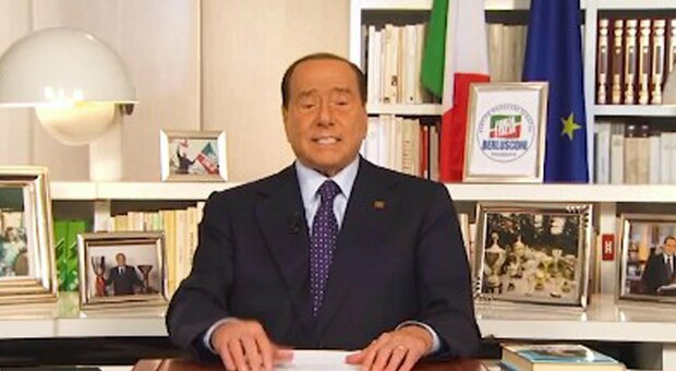 Berlusconi: «Confronti in tv superati, meglio i video su TikTok. Il Reddito va mantenuto»