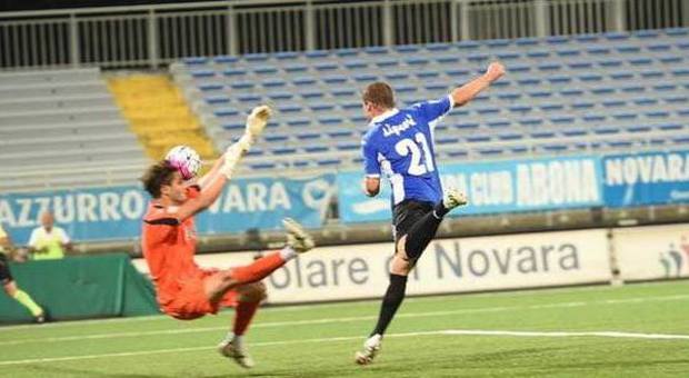 L'Aquila, disfatta in Tim Cup il Novara passeggia sui rossoblù: 5-0