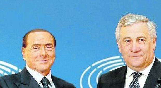 Europee, l'ultima sfida di Berlusconi: corro e per il Ppe tratto io con Salvini