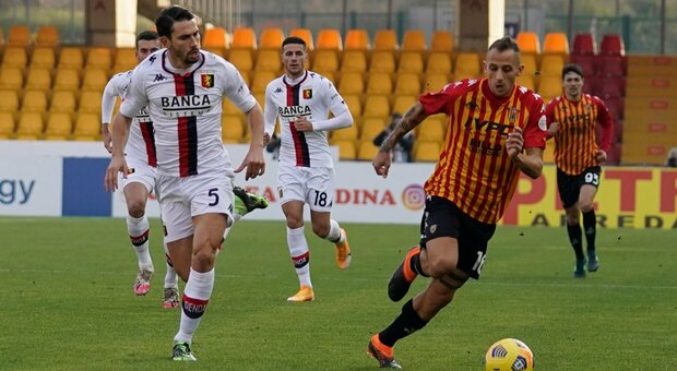 Benevento-Genoa 2-0, Inzaghi fa festa con Insigne e Sau