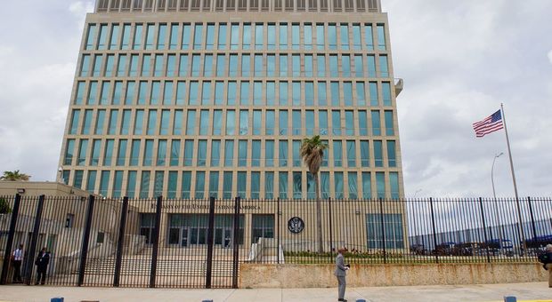 Gli Usa contro Cuba: «Attacchi sonori contro la nostra ambasciata». Ma erano grilli in amore