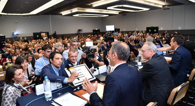 Carige, assemblea approva aumento di capitale da 700 milioni