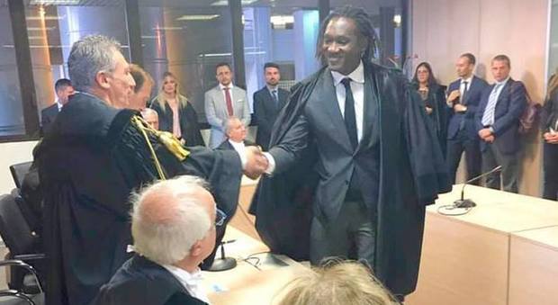 Hillary Sedu, nigeriano, è il primo avvocato di colore eletto in un Ordine professionale in Italia