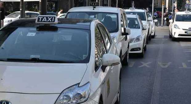 Milano, tassista aggredito per rapina: arrestato un rumeno