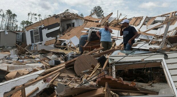 Usa, uragano Laura arriva in Louisiana e Texas, venti a 240 kilometri orari: è più forte di Katrina