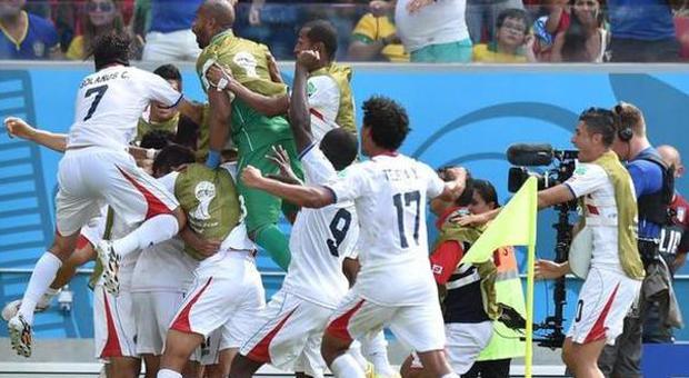La favola Costa Rica lascia il Brasile tra i rimpianti: «Potevamo vincere i Mondiali!»