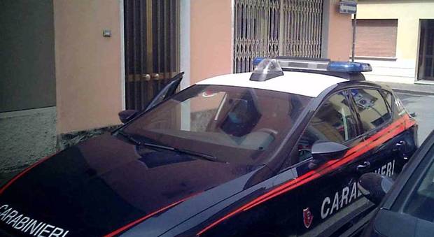 Una piazza di spaccio nel centro di Vico Equense: blitz dei carabinieri, arrestato 30enne