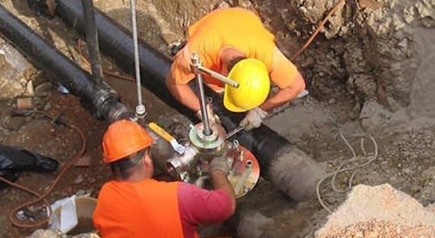 Tangenti per lavori metano, inchiesta su municipalizzata Salerno