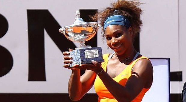 Serena Williams vince gli Internazionali di Roma: Azarenka battuta 6-1, 6-3