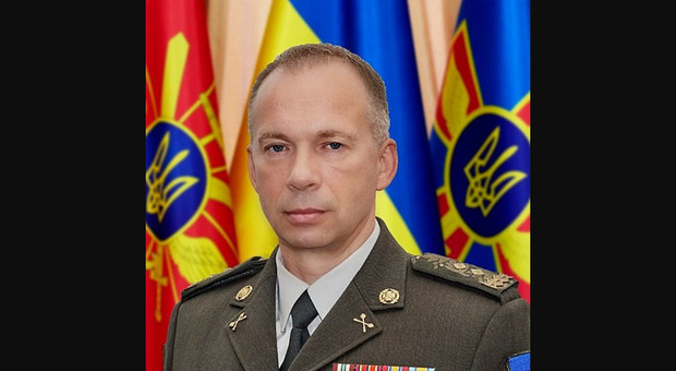 Chi è il generale Syrskyi, l'uomo dietro la controffensiva ucraina: «Con le bombe a grappolo più soldati russi uccisi»