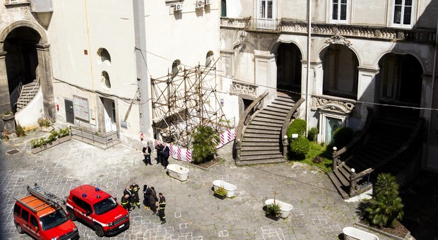 Napoli, Borrelli su Ospedale Incurabili: «Nessuna risposta sui responsabili del disastro»