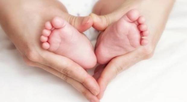 Terapia innovativa, nel Salernitano diventa mamma dopo sette aborti