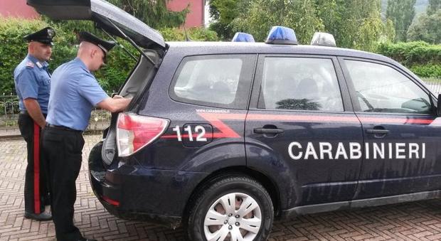 Ascoli, sorpreso in centro con dosi di eroina e coca da spacciare: arrestato