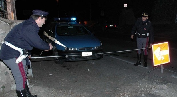 Ubriaco alla guida travolge due carabinieri: gravi