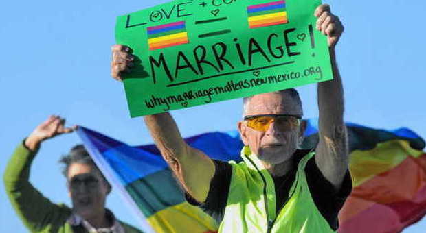 Uganda, varata legge anti-gay: ergastolo ai recidivi