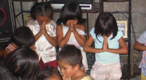 Filippine, ribelli musulmani assaltano scuola elementare e fuggono con ostaggi