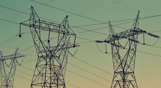 Energia, Covid colpisce settore già debole: nel 2019 giù fatturato e utili