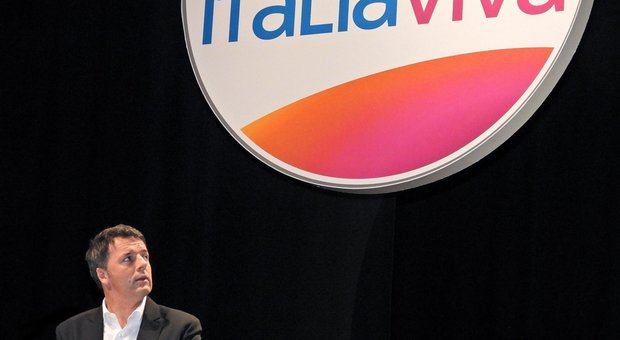 Renzi, continua il pressing sui forzisti. Bellanova: «Carfagna e Polverini sono le benvenute nel nostro partito»