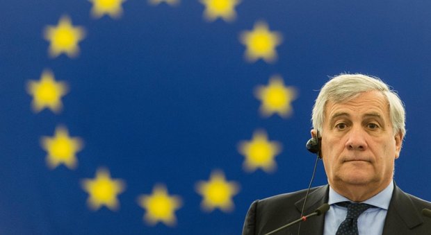 Tajani: «Il candidato premier resta Berlusconi, la sentenza di Strasburgo arriverà in tempo»