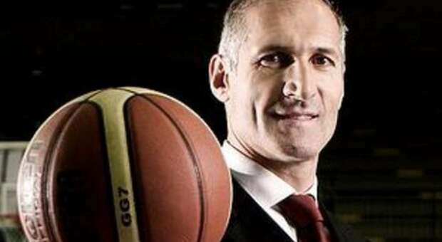 Basket, Antonello Riva: «L'Olimpia? Da Final Four in Eurolega, ma manca un lungo»