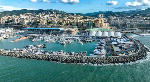 Una panoramica del Salone di Genova
