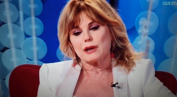 Caterina Balivo commossa, Patrizia Pellegrino in lacrime: «Mio figlio Riccardo è morto»