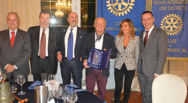 Rotary Falconara, all'artista Guido Armeni il premio Azione Professionale