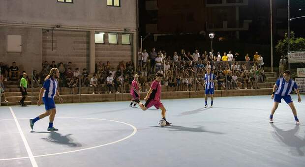 Sport e solidarietà, a Fermo sfida di campanile con il calcio a 5