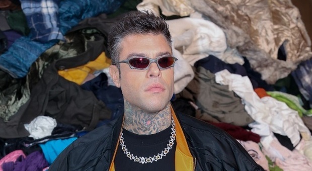 https://statics.cedscdn.it/photos/MED/70/48/8407048_10164820_fedez_iovino_ultra.jpg