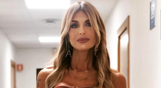 Arianna David, l'ex Miss Italia rivela: «Peso 46 chili e ho la taglia 34 da bambina, soffro di anoressia nervosa»