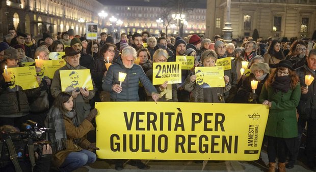 Giulio Regeni, due anni fa l'omicidio del ricercatore italiano in Egitto: fiaccolate in tutta Italia