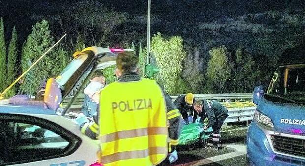 Schianto contro il guardrail sulla Roma-Fiumicino: muore un motociclista di 34 anni. Ipotesi malore