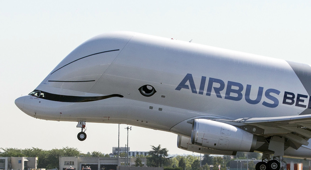 Una balena sorridente nei cieli: Beluga XL, il nuovo Airbus. Ma non volerà fino al 2019