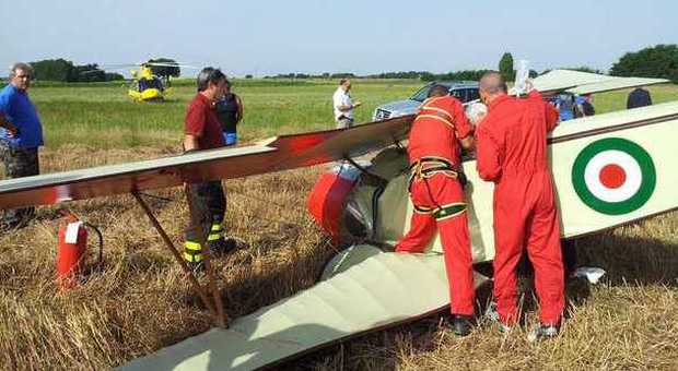 Terni, ultraleggero precipita dopo il decollo. Pilota estratto dalle ...