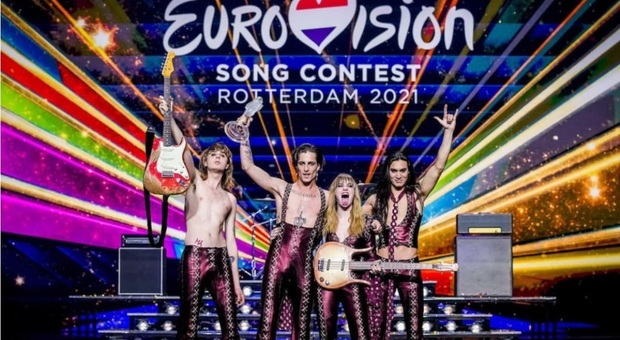 I Maneskin scatenati a Rotterdam dopo la vittoria all’Eurovision Song Contest