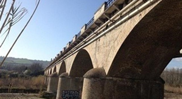 Il ponte sull'Ancaranese