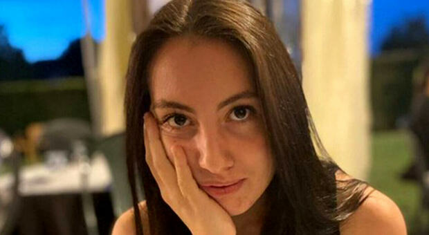 Elena Russo morta mentre consegna le pizze, l'auto fornita dal ristorante aveva le gomme vecchie di 16 anni