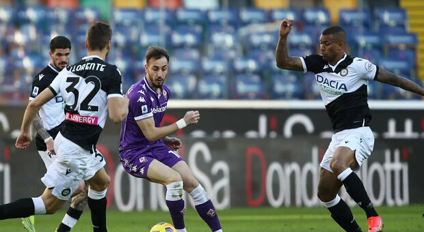 Fiorentina punita da Nestorowski, l'Udinese si mette in salvo