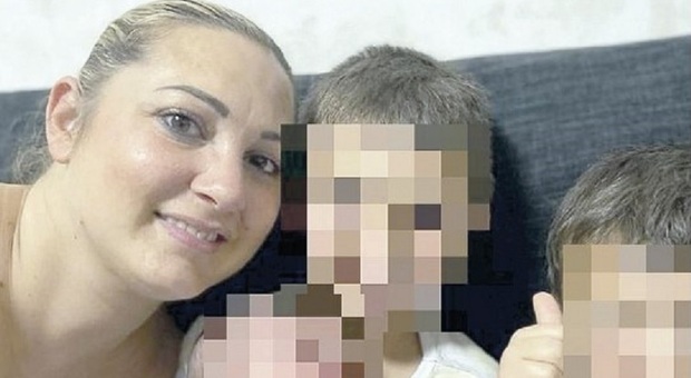 Pamela Pelle morta a Roma dopo il parto a 39 anni. «Eri il nostro faro, veglia sui tuoi bimbi»
