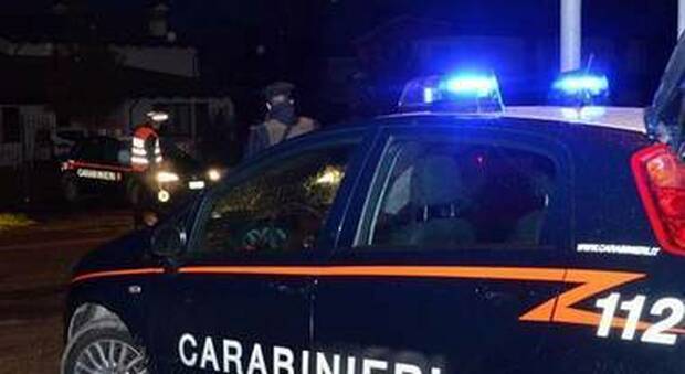 Curva ad alta velocità: uan 40enne rischia lo scontro con i carabinieri