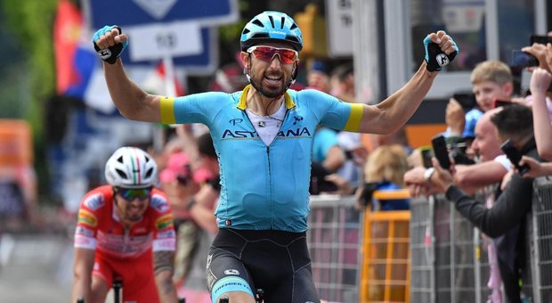 Giro d'Italia, vince Cataldo, la "rosa" resta a Carapaz. Sale Nibali