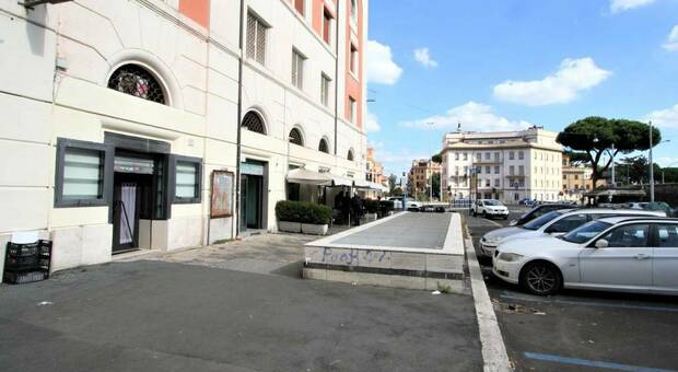 Roma, da oggi a pagamento i parcheggi al Policlinico: rivolta dei lavoratori all'Umberto I