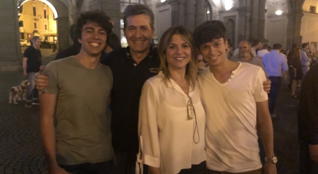 Roberta Tardani con il marito e i due figli