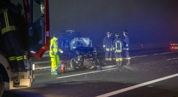 Incidente nella notte: due morti e due feriti a Palmanova, lo scontro tra furgoni sull'autostrada A4