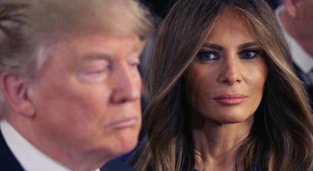 Melania gioca a fare Trump: caos alla Casa Bianca