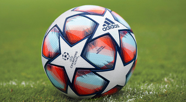 Champions League 2020/21, ecco il pallone della fase a gironi