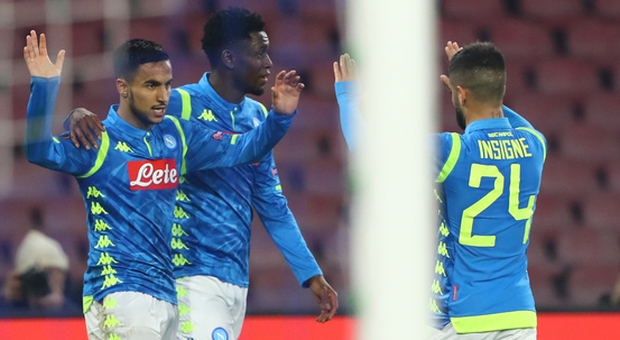 Napoli-Zurigo, lo show di Ounas: gol e assist e si prende il San Paolo