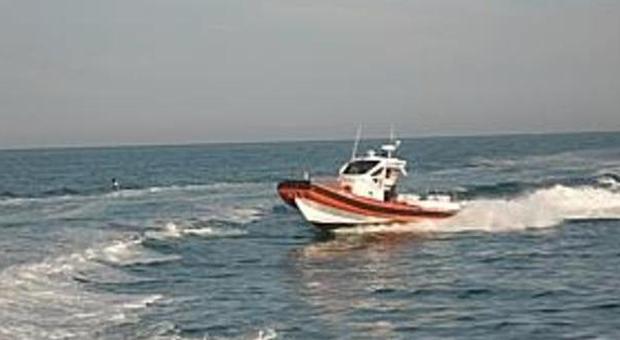 Barca a vela in difficoltà Soccorse sei persone