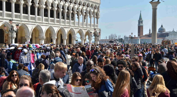 Tassa d'accesso a Venezia, da maggio si pagheranno 3 euro