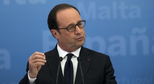 Francia, Hollande: «Questa campagna sa di marcio, preoccupato da un ballottaggio Le Pen-Melenchon»
